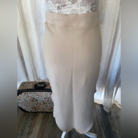 Frank and Eileen DONEGAL Unforgettable Skirt Tan Women’s Size Large Terry Cloth - Picture 3 of 10